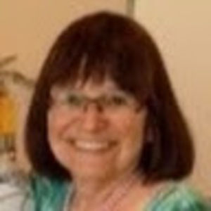 Meet your Posher, Suzanne